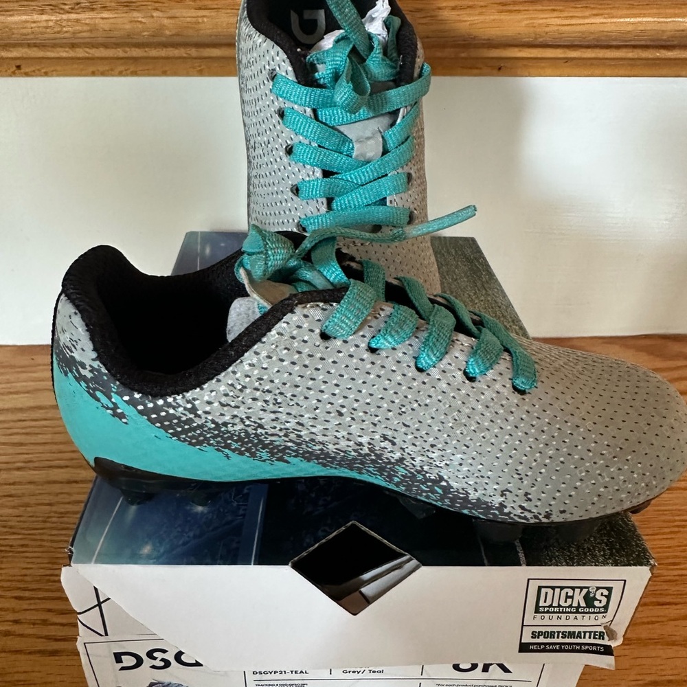 DSG Kids Gray and Teal soccer cleats